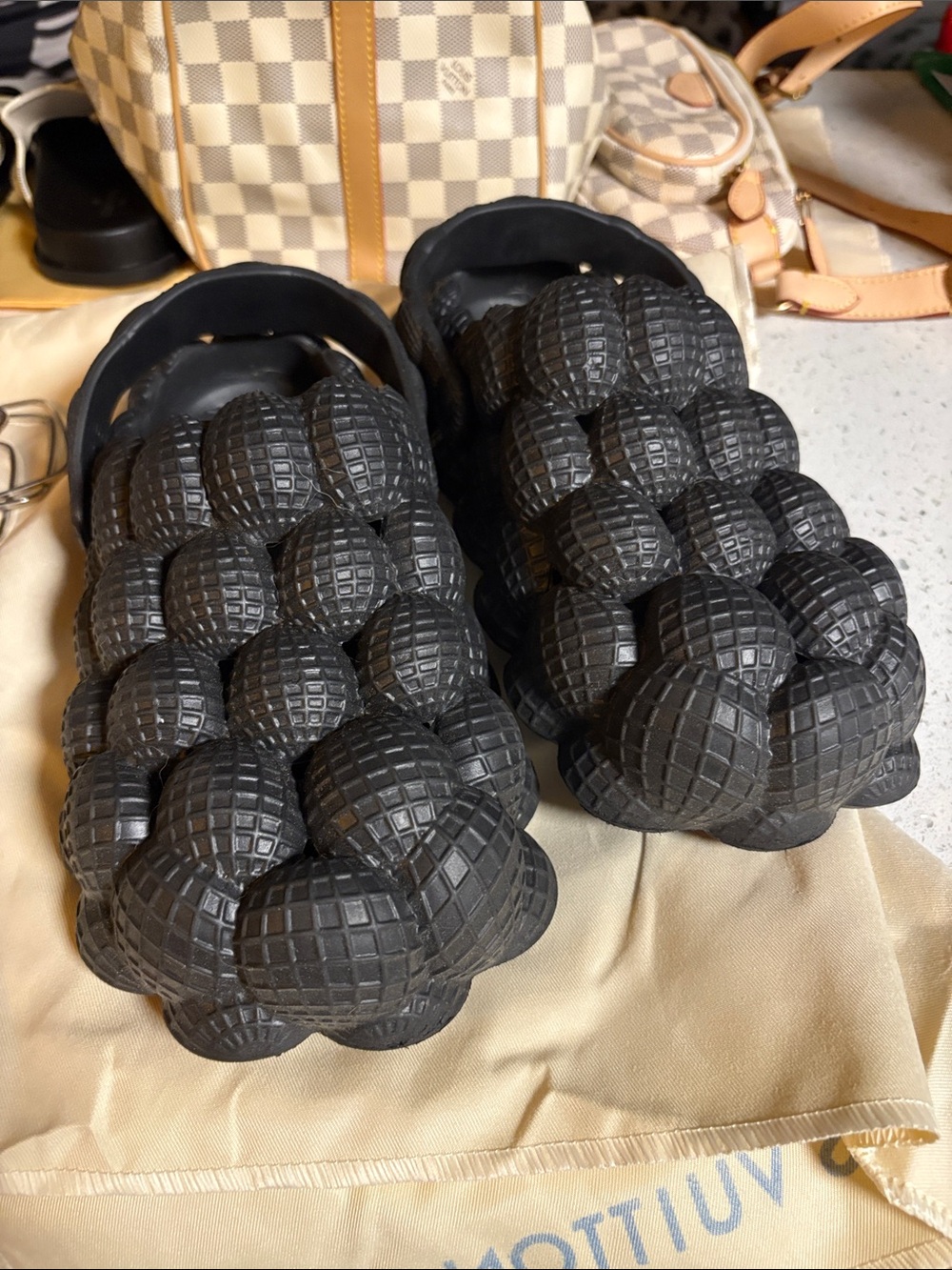 Black bubble shoes